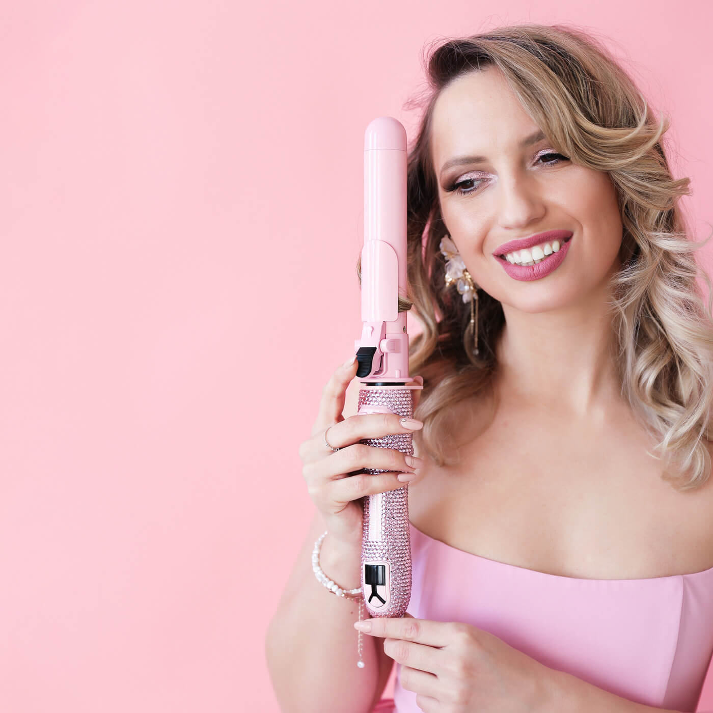 Pink curling iron 
